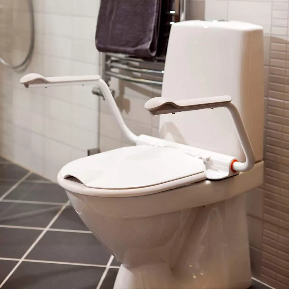 Etac Supporter Toilet Arms with seat - Image 4